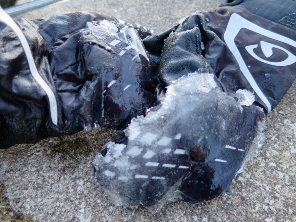 frozen-gloves